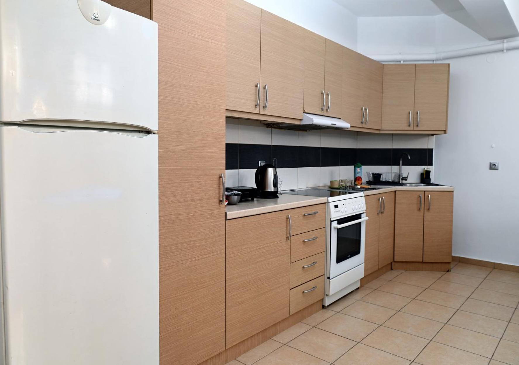 Oasis Lower Ground Floor Apartment Аргос Экстерьер фото